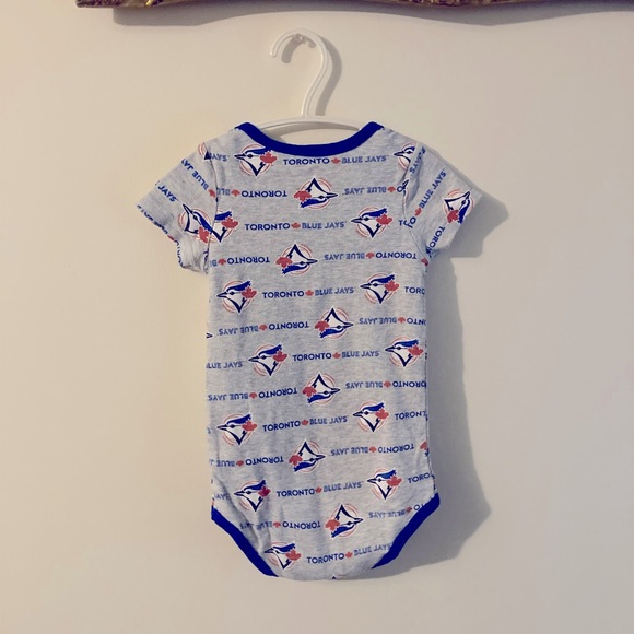 Snugabye • Toronto Blue Jays Baby Onesie 100% Cotton 18 Months - Picture 4 of 5